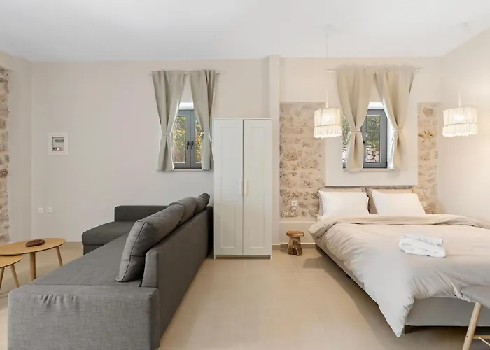 Orianthia Stone Holiday home Marantochori