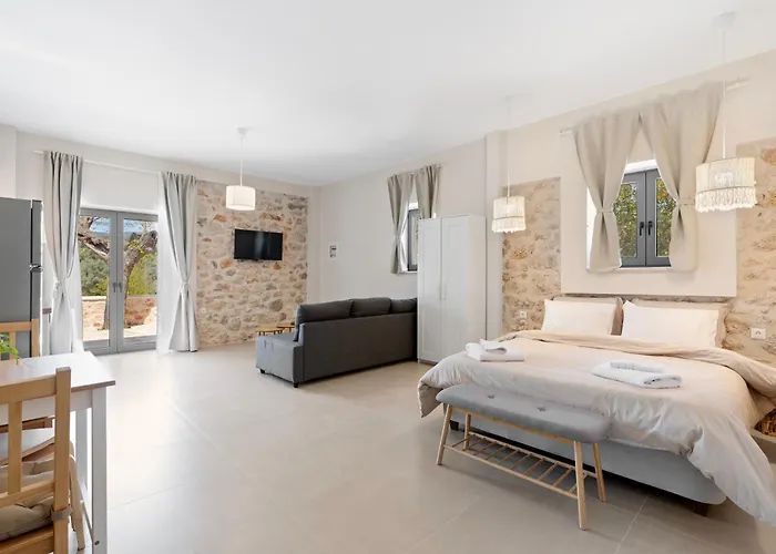 Orianthia Stone Holiday home