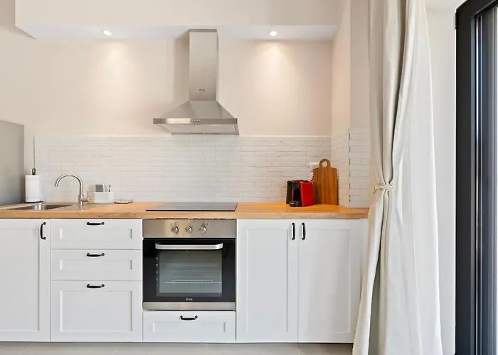 Holiday home Orianthia Stone