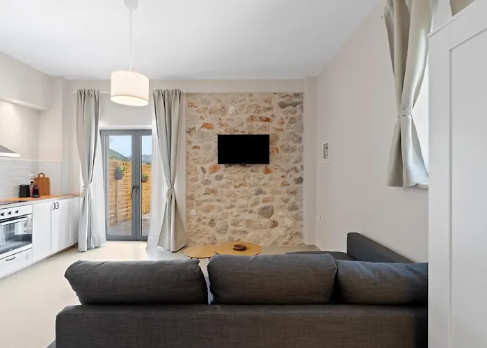 Orianthia Stone * Marandokhórion