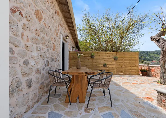 Orianthia Stone * Marandokhórion